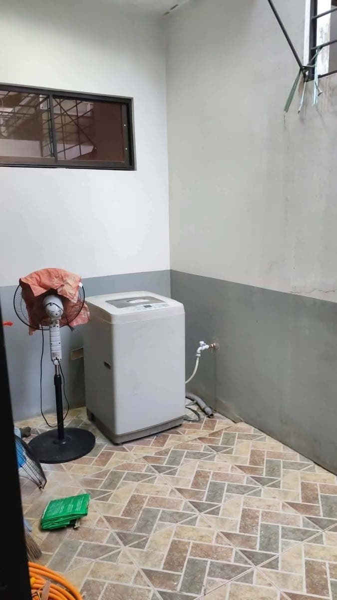 Courtyard Uptown CDO, RENT P25k Monthly - photo 2