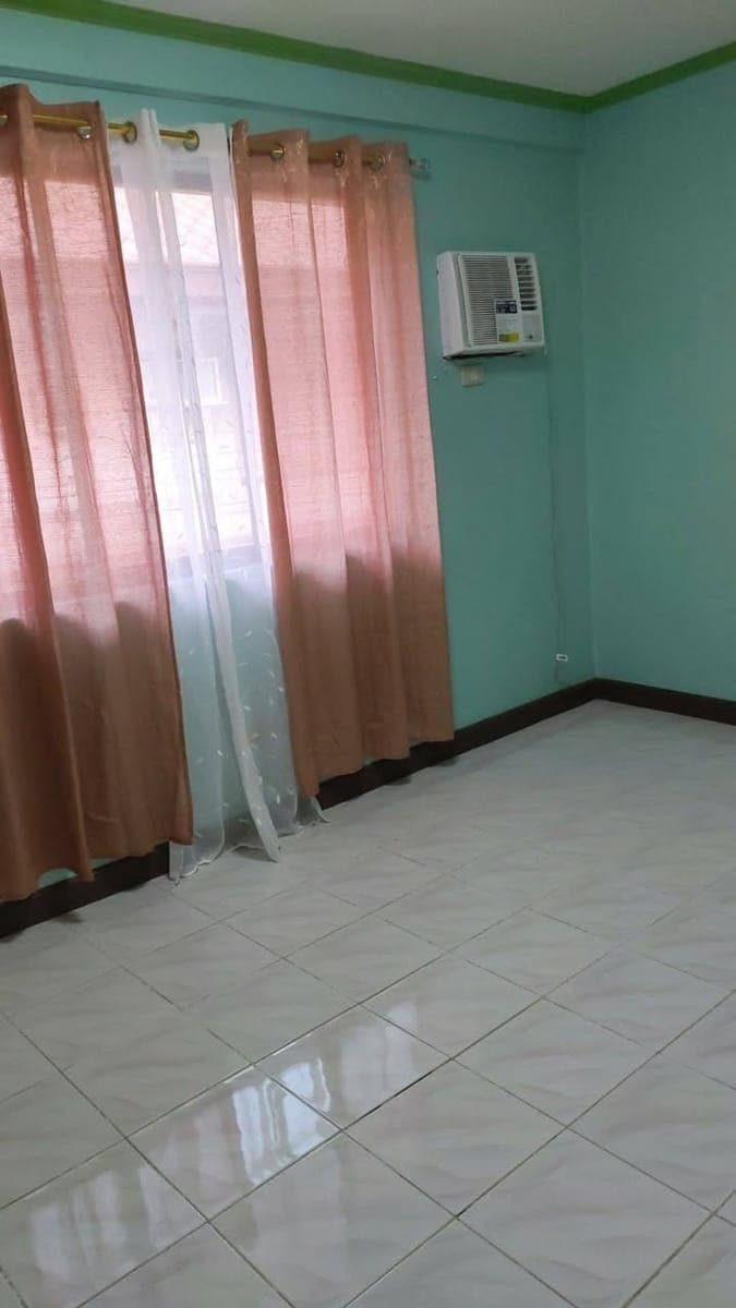 Courtyard Uptown CDO, RENT P25k Monthly - photo 4
