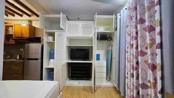 𝙁𝙊𝙍 𝙇𝙀𝘼𝙎𝙀: 𝙁𝙪𝙧𝙣𝙞𝙨𝙝𝙚𝙙 𝙎𝙩𝙪𝙙𝙞𝙤 𝙞𝙣 𝙇𝙖𝙝𝙪𝙜 (𝙉𝙚𝙖𝙧 𝘾𝙚𝙗𝙪 𝙄𝙏 𝙋𝙖𝙧𝙠) - photo 4