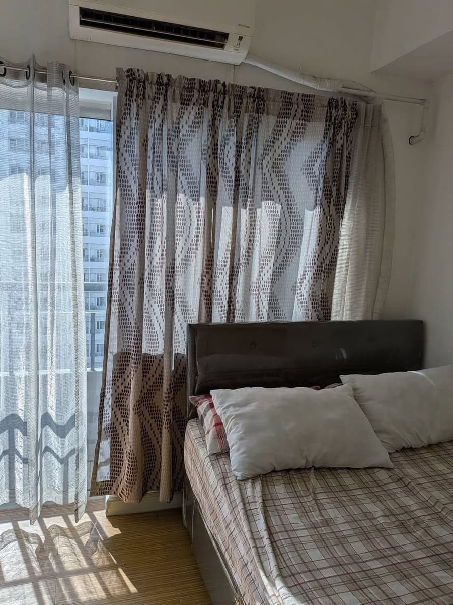 FOR RENT or FOR SALE: 1BR w/ Balcony Condo Unit near C-5 - photo 1