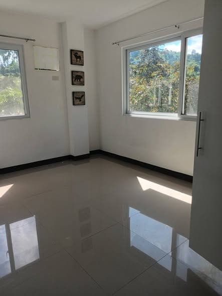 FOR RENT ‼️2BR Apartment  in Busay Lahug Cebu City ‼️Gardenville II with Parking - photo 4