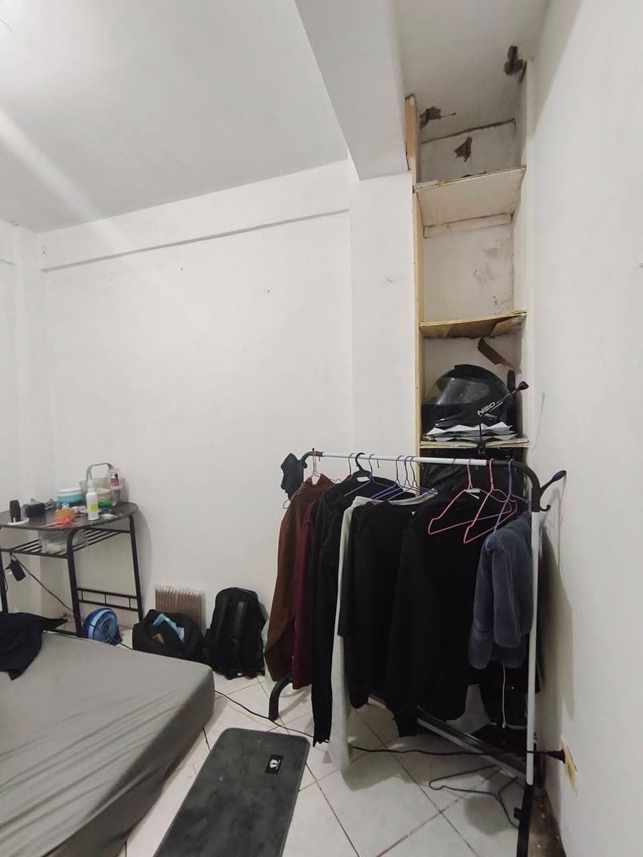 Room for rent available. - photo 3