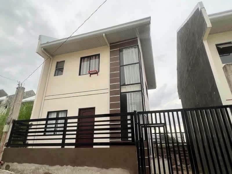 House FOR RENT - photo 1