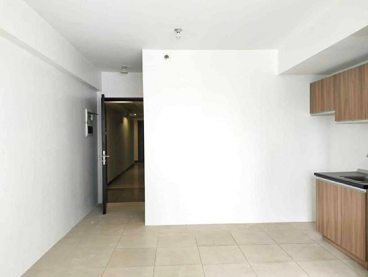 For Sale or For Rent - photo 1