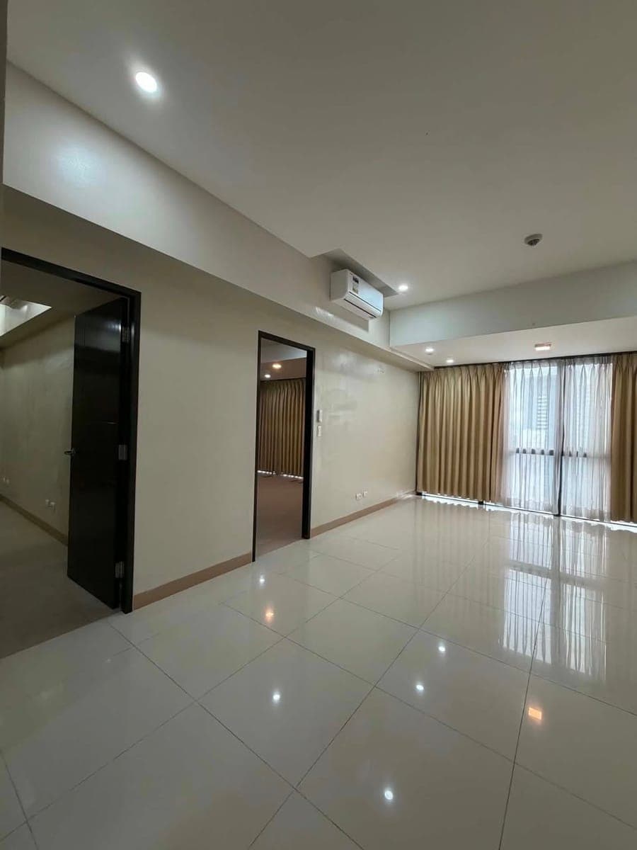 For Rent: - photo 1