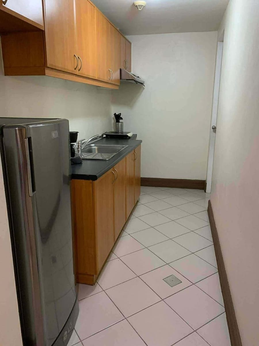 1BR UNIT FOR RENT IN FORBESWOOD PARKLANE TOWER 1 BGC - photo 5