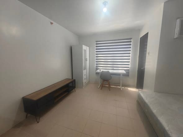 FOR RENT STUDIO UNIT IN PLUMERA MACTAN - photo 3