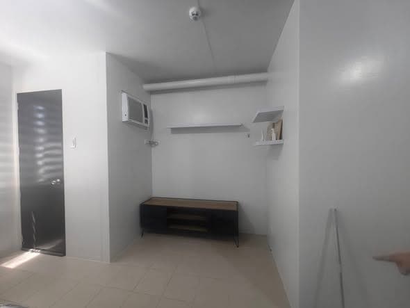 FOR RENT STUDIO UNIT IN PLUMERA MACTAN - photo 4