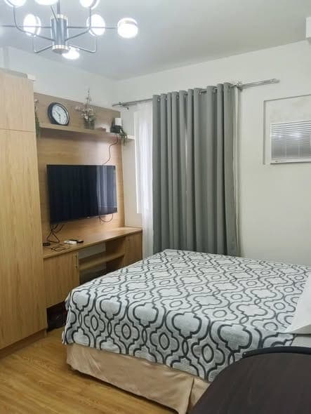 Studio Unit for rent Near Cebu doc, Chong hua and Sotto very accessible going to Colon and Schools i... - photo 2