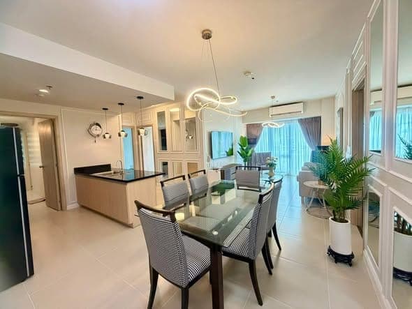 For Rent: Solinea Tower 4 3BR Penthouse, Cebu Business Park - photo 1