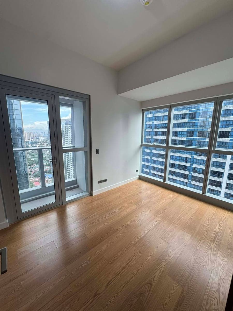 For lease: - photo 1