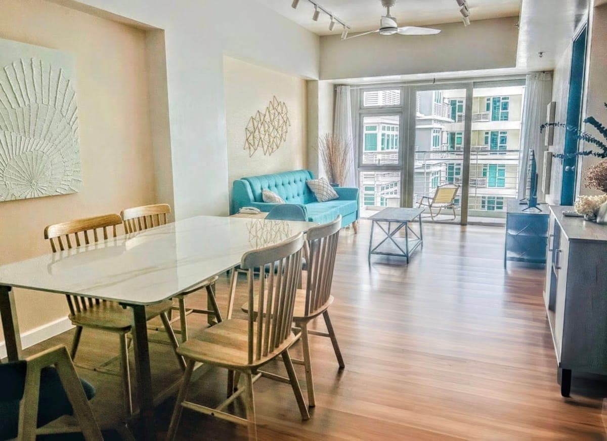 FOR RENT: THE VERANDA 1 BEDROOM - photo 2