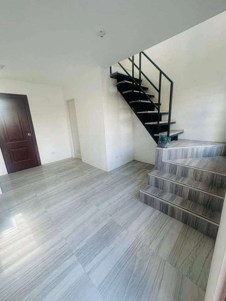 Newly House for Rent@ Tierra Nava Lumbia (near gate ) - photo 1