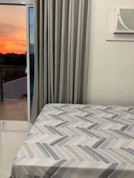 26sqm STUDIO UNIT with BALCONY 🔥 - photo 1