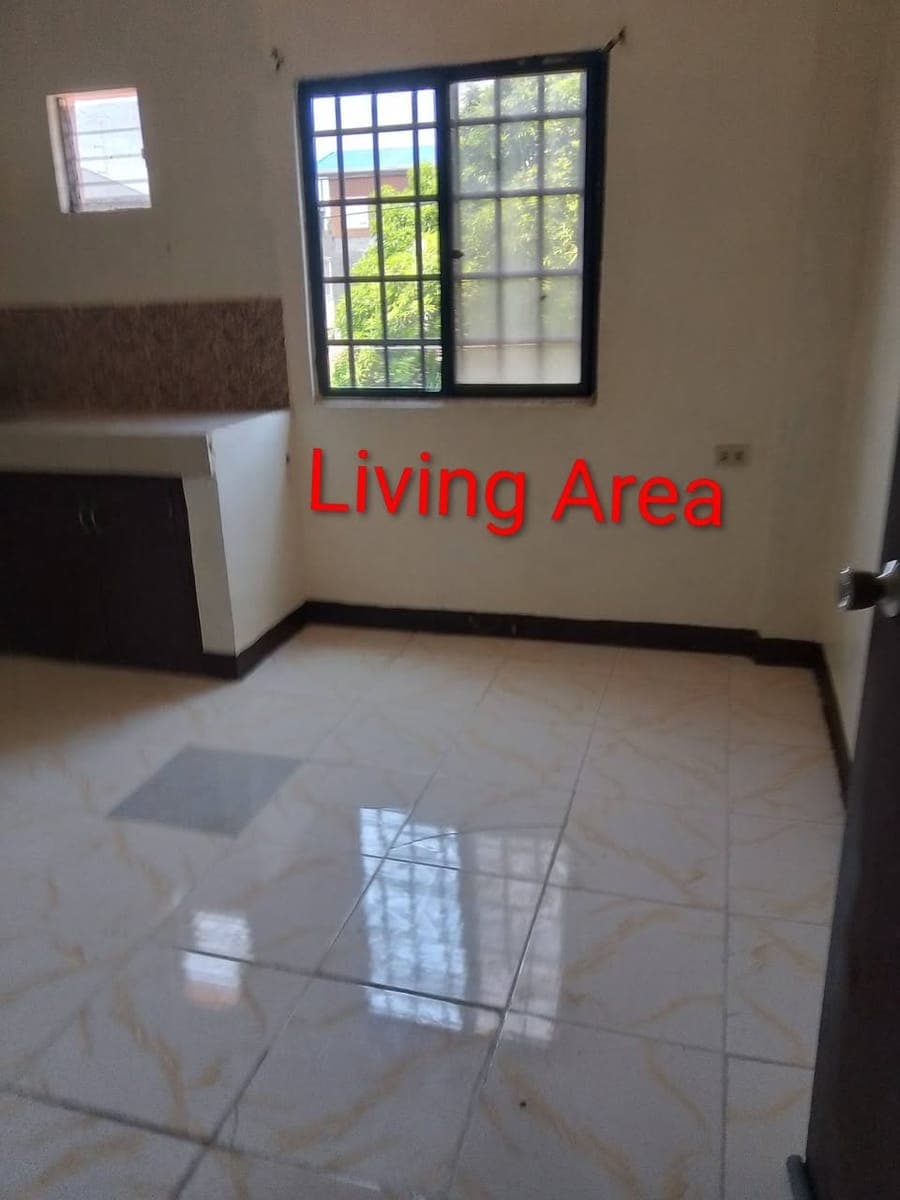 Room For Rent - photo 1