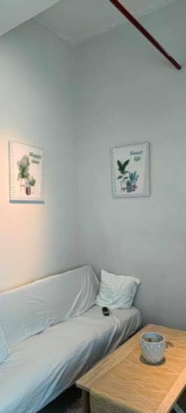 FOR RENT: Royal Garden Residences - photo 2