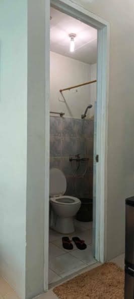 FOR RENT: Royal Garden Residences - photo 4