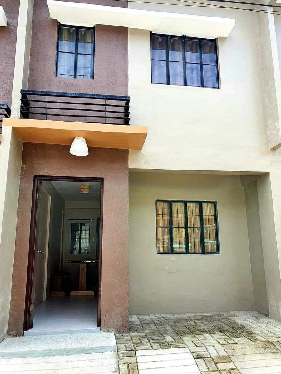 House for Rent - photo 1