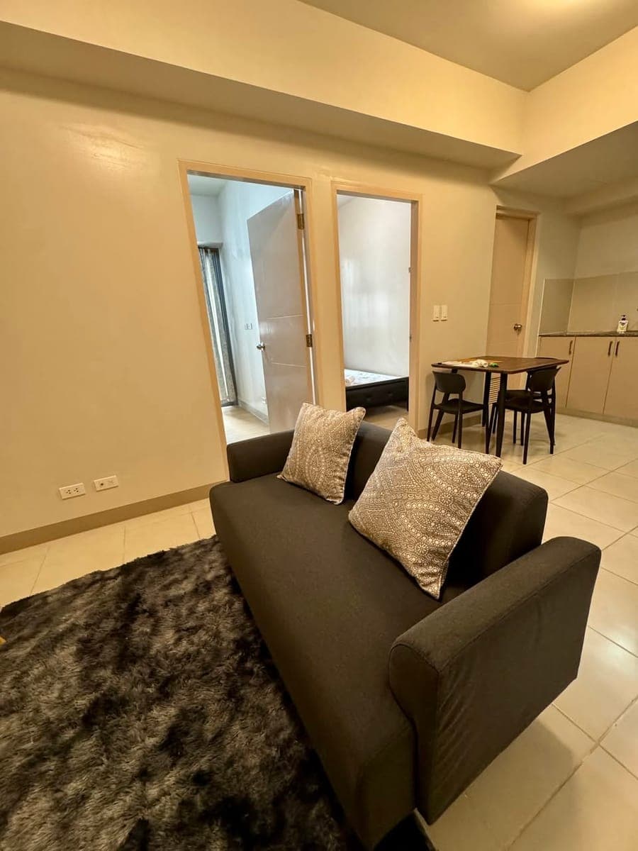 📣‼️**FOR RENT**: 𝘍𝘶𝘭𝘭𝘺 𝘍𝘶𝘳𝘯𝘪𝘴𝘩𝘦𝘥 𝘛𝘞𝘖-𝘣𝘦𝘥𝘳𝘰𝘰𝘮 𝘸/ 𝘣𝘢𝘭𝘤𝘰𝘯𝘺 𝘢𝘵 𝘚𝘶𝘯... - photo 2