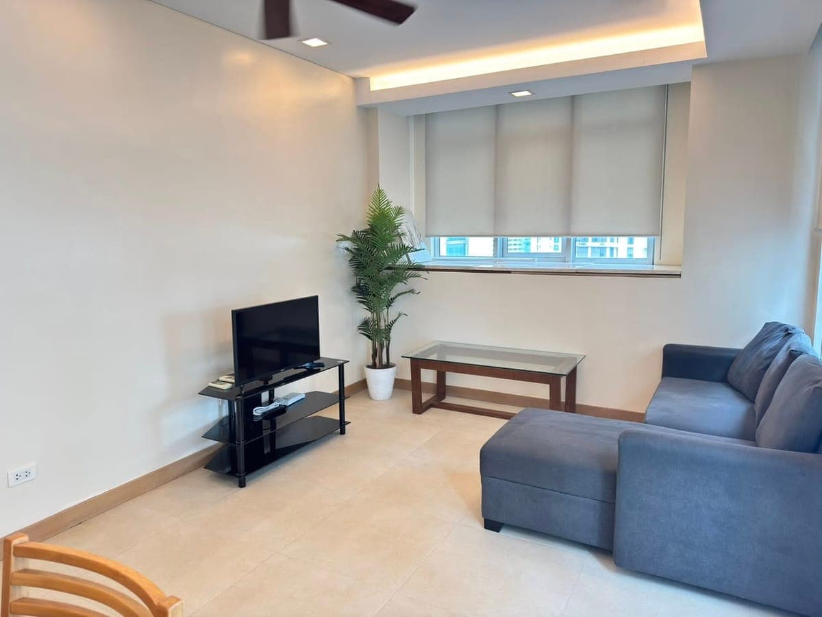 For Rent: CRESCENT PARK RESIDENCES - photo 1