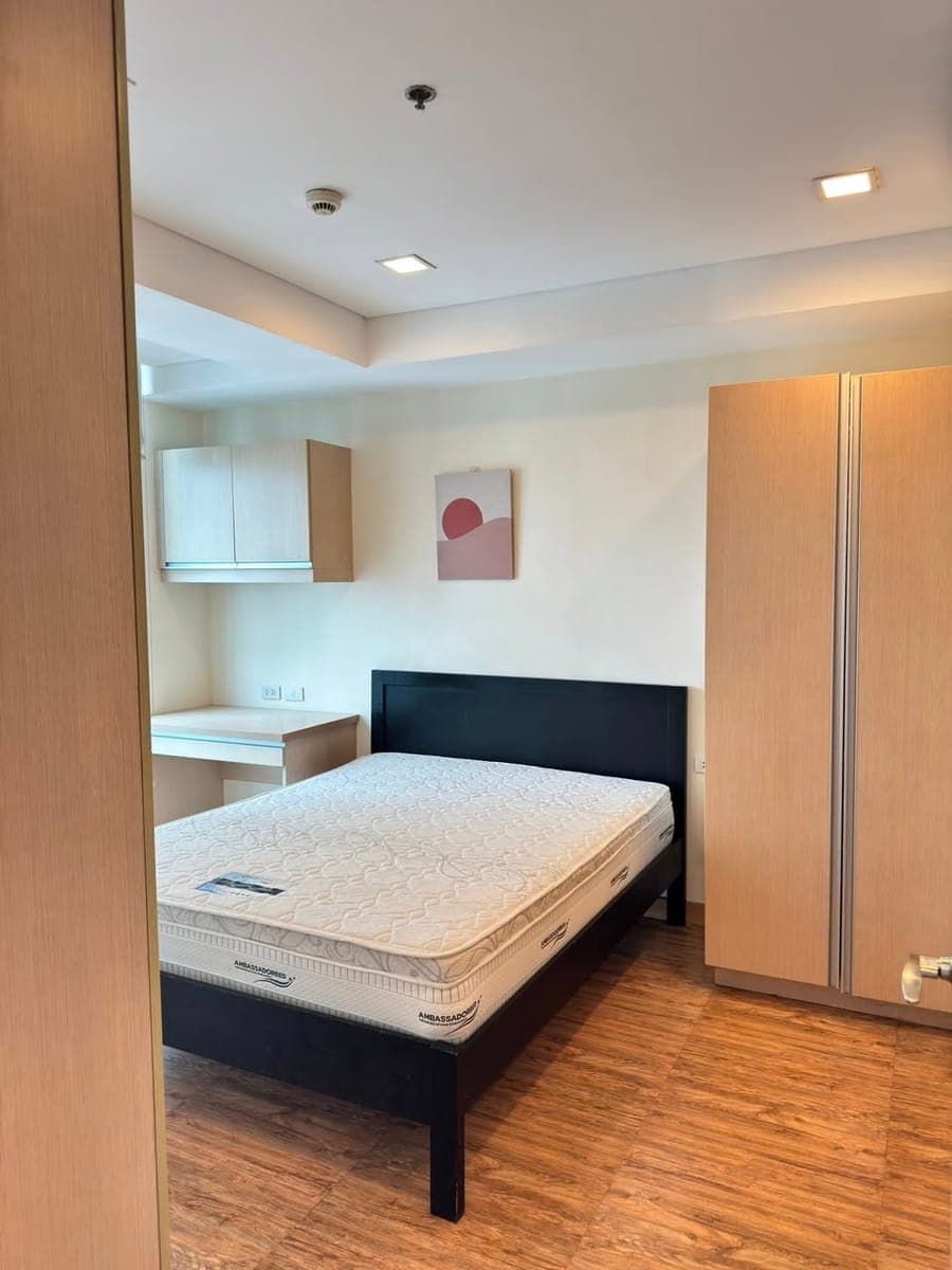 For Rent: CRESCENT PARK RESIDENCES - photo 5