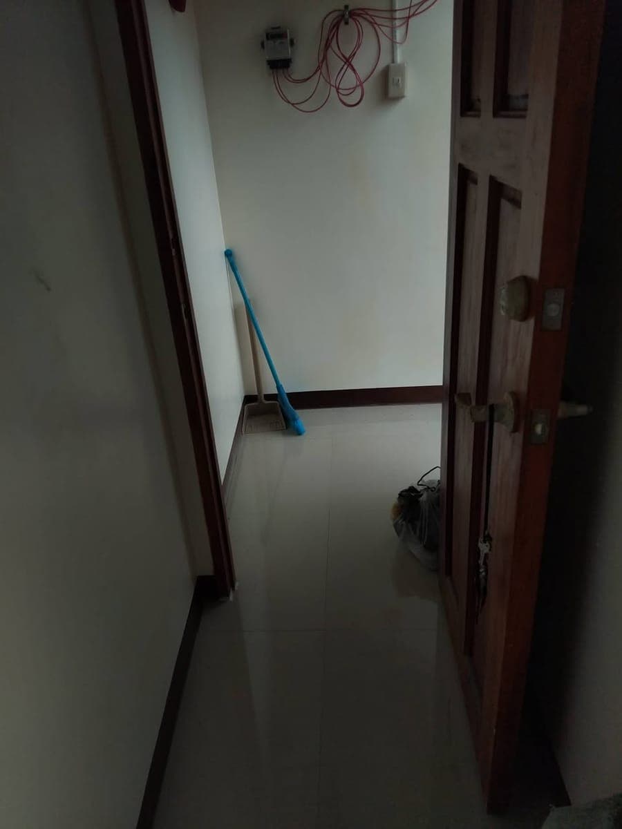 Room for Rent - photo 5