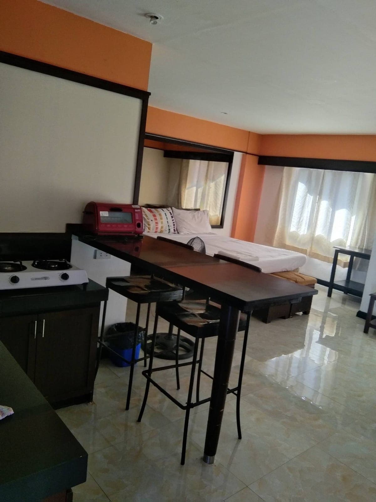 EYES 👀  HERE: CONDO FOR RENT...NEAR AIRPORT.. 👇 🛫 ✈️ - photo 5
