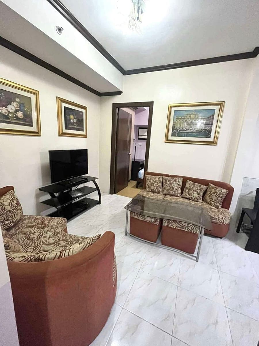 ❗️UNIT FOR RENT AT RIDGEWOOD TOWERS TAGUIG❗️ - photo 1