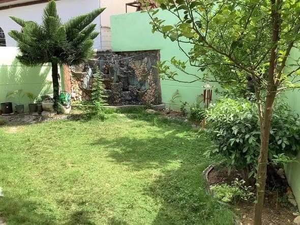 For for Rent - photo 2