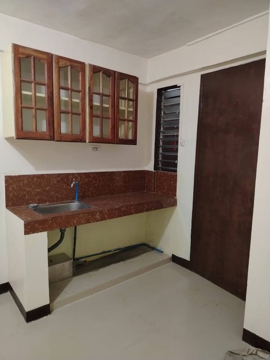 Room for Rent 3rd Floor, Need na ba?  Tara na! 😁 - photo 4