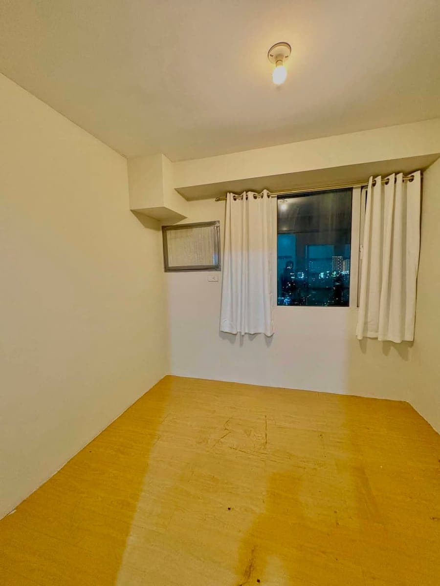 FOR RENT ONE BEDROOM BARE UNIT - photo 3