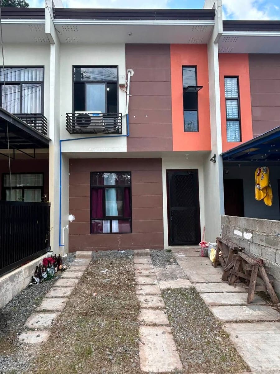 NAVONA RESIDENCES LUMBIA - photo 1