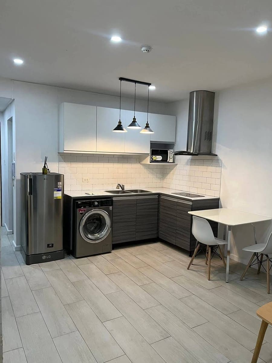 👋For Rent in BGC : P 35,000 - photo 1