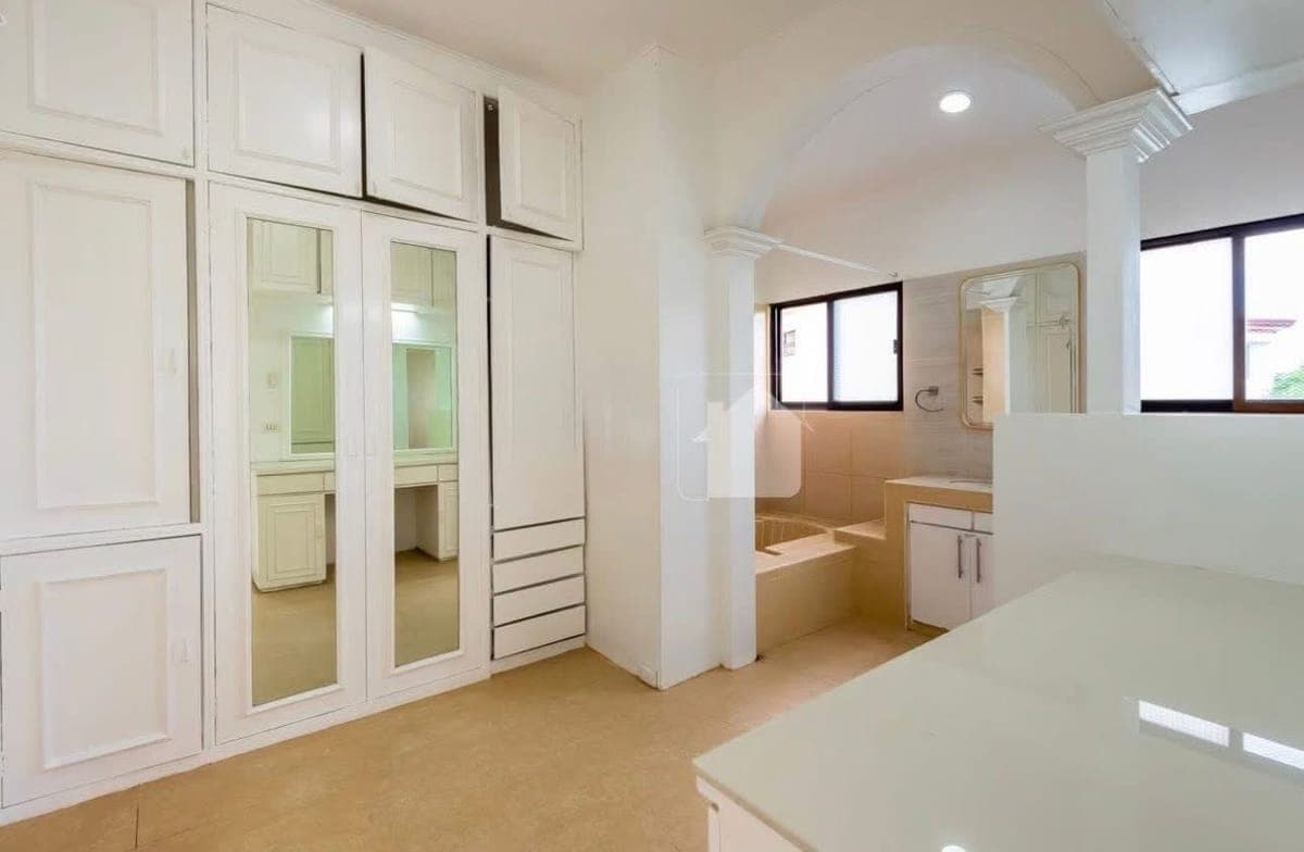 🏡HOUSE FOR RENT IN MARIA LUISA ESTATE PARK - photo 1