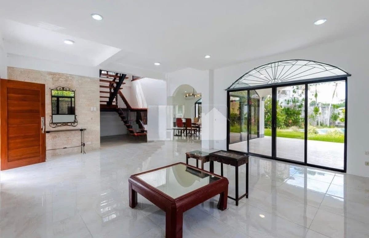 🏡HOUSE FOR RENT IN MARIA LUISA ESTATE PARK - photo 12