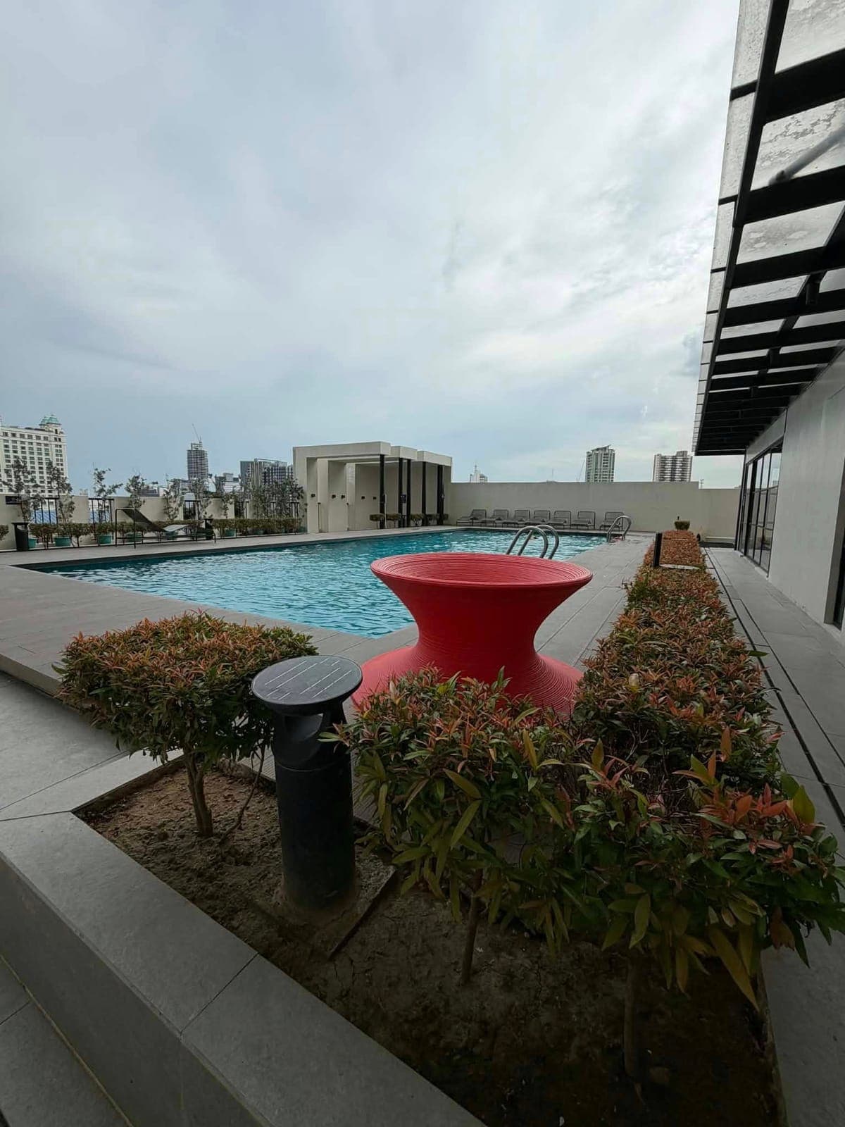 MOVE IN READY🙌🏻💫STUDIO UNIT FOR RENT walking distance to IT.PARK PET FRIENDLY 🐶 - photo 3