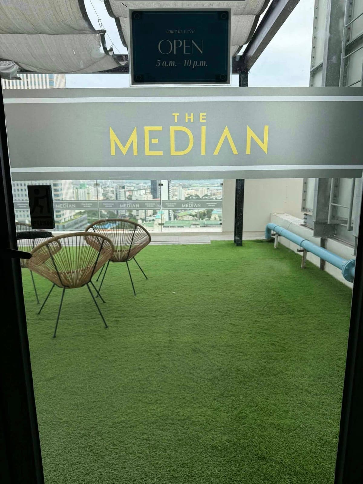 MOVE IN READY🙌🏻💫STUDIO UNIT FOR RENT walking distance to IT.PARK PET FRIENDLY 🐶 - photo 10