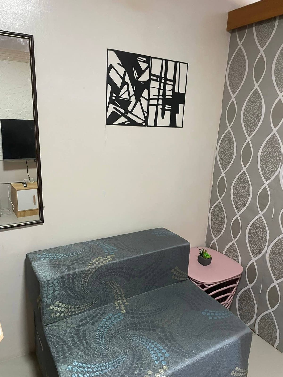 For RENT! -- DL -- - photo 2