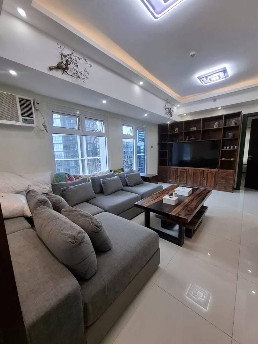 🏙️ FOR RENT IN BGC - photo 1