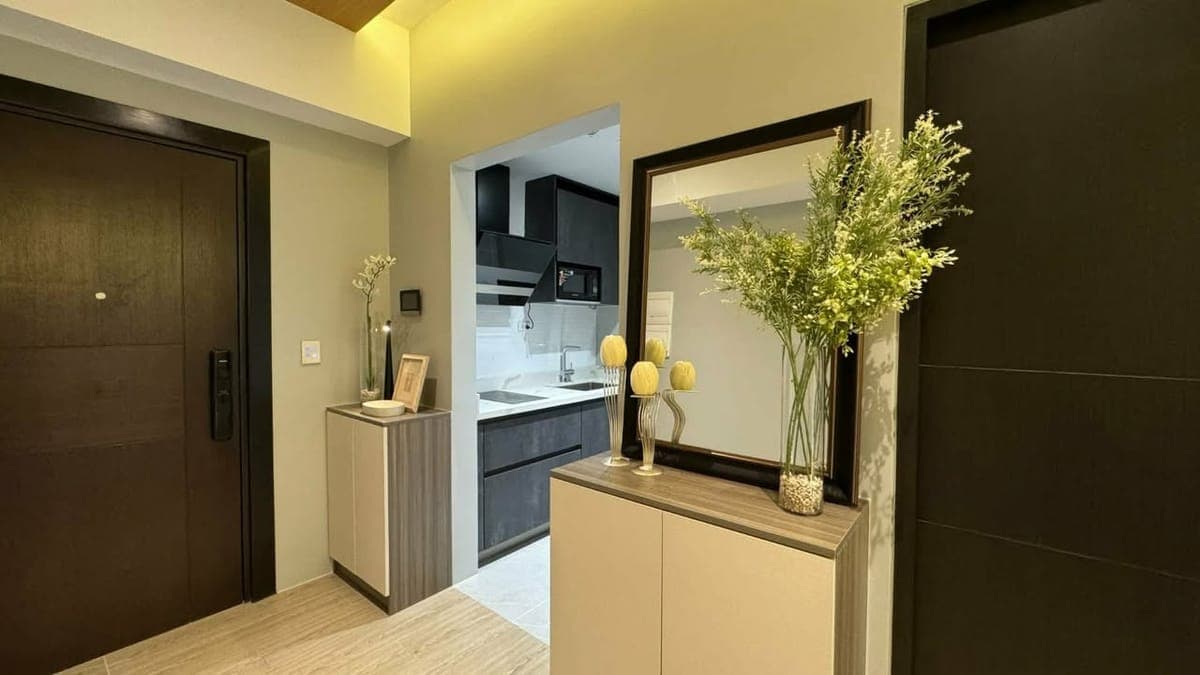 FOR LEASE: Fully Furnished Studio at Uptown Arts Residences, BGC - photo 1