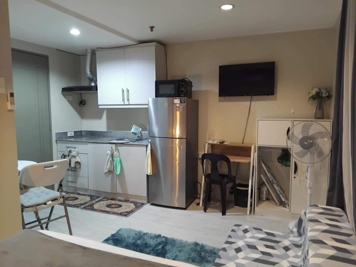 Eyes 👀 here👉STUDIO UNIT WITH BALCONY and CITY VIEW FOR RENT📍 Cityscape Grand Tower, Cebu City 🚶‍... - photo 1