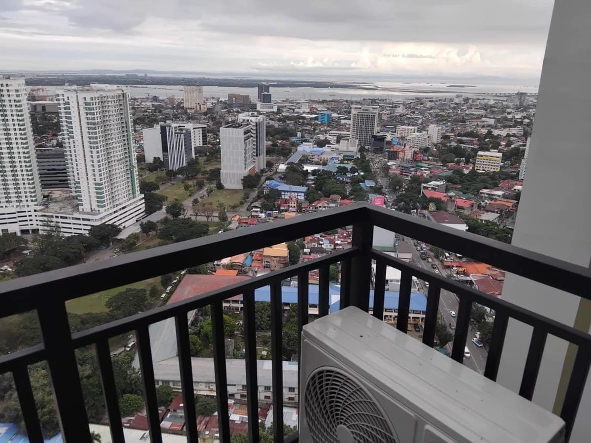 Eyes 👀 here👉STUDIO UNIT WITH BALCONY and CITY VIEW FOR RENT📍 Cityscape Grand Tower, Cebu City 🚶‍... - photo 10