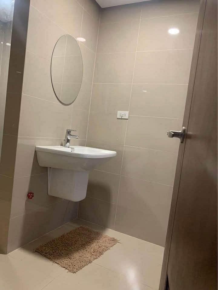 Fully Furnished 1 Bedroom Condo For Rent 38 Park Avenue Cebu IT Park Cebu City With Balcony - photo 2