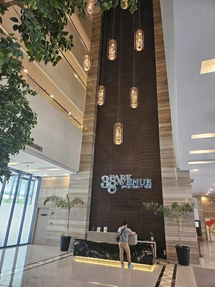 Fully Furnished 1 Bedroom Condo For Rent 38 Park Avenue Cebu IT Park Cebu City With Balcony - photo 4