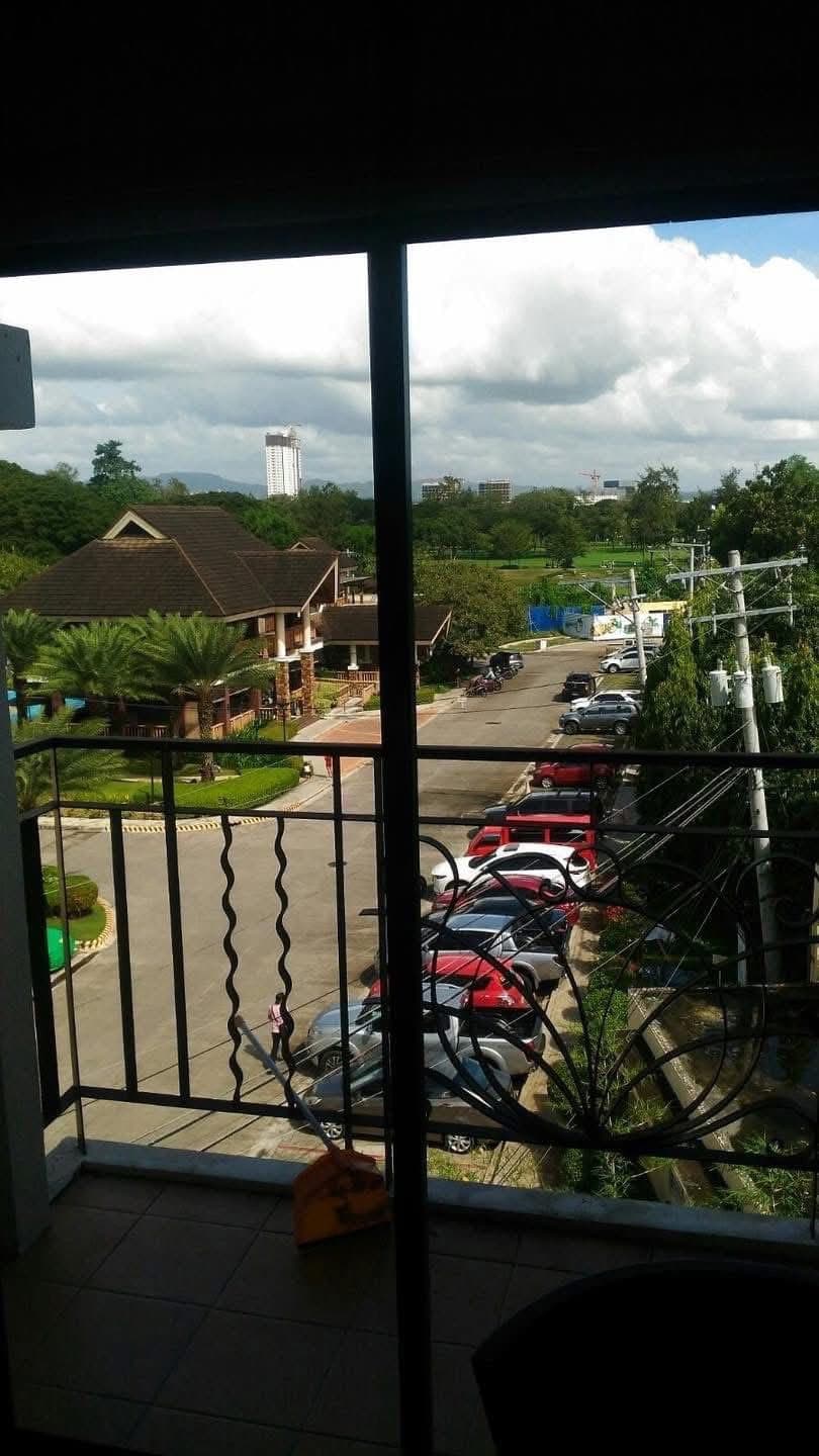 Fully Furnished 2 Bedrooms Condo For Rent One Oasis Mabolo Cebu City with Car Parking Included - photo 2