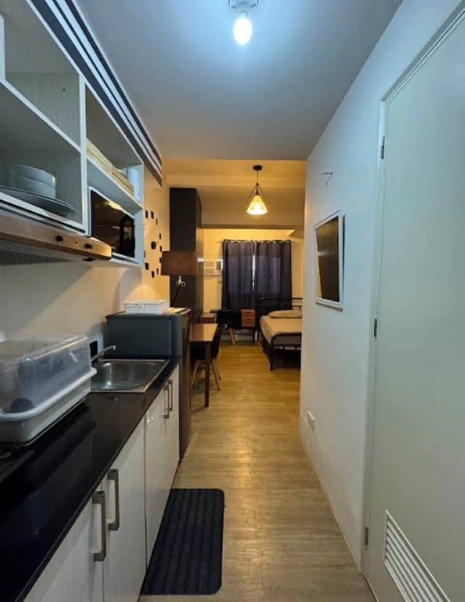 🏠 FOR RENT: Fully Furnished Studio Condo Unit - photo 2
