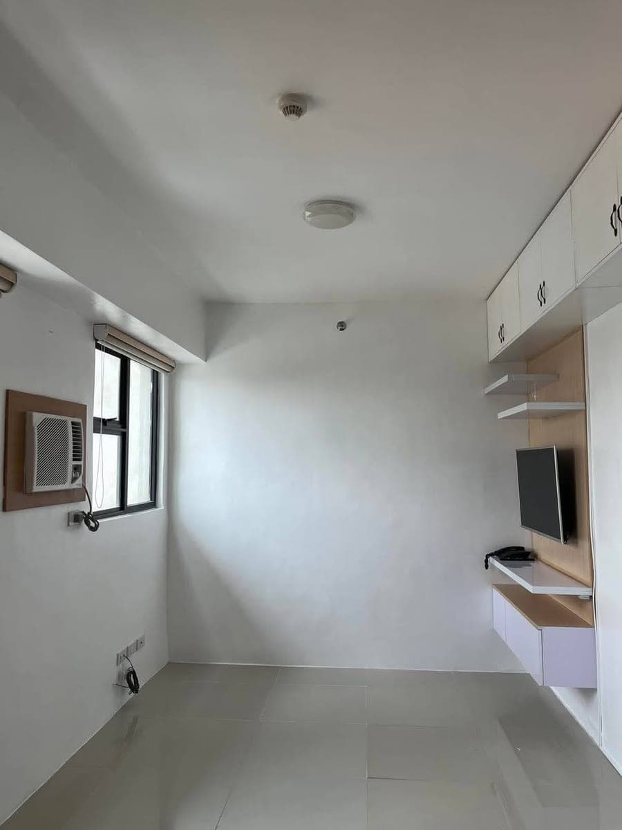 FOR RENT; Pet friendly - photo 1