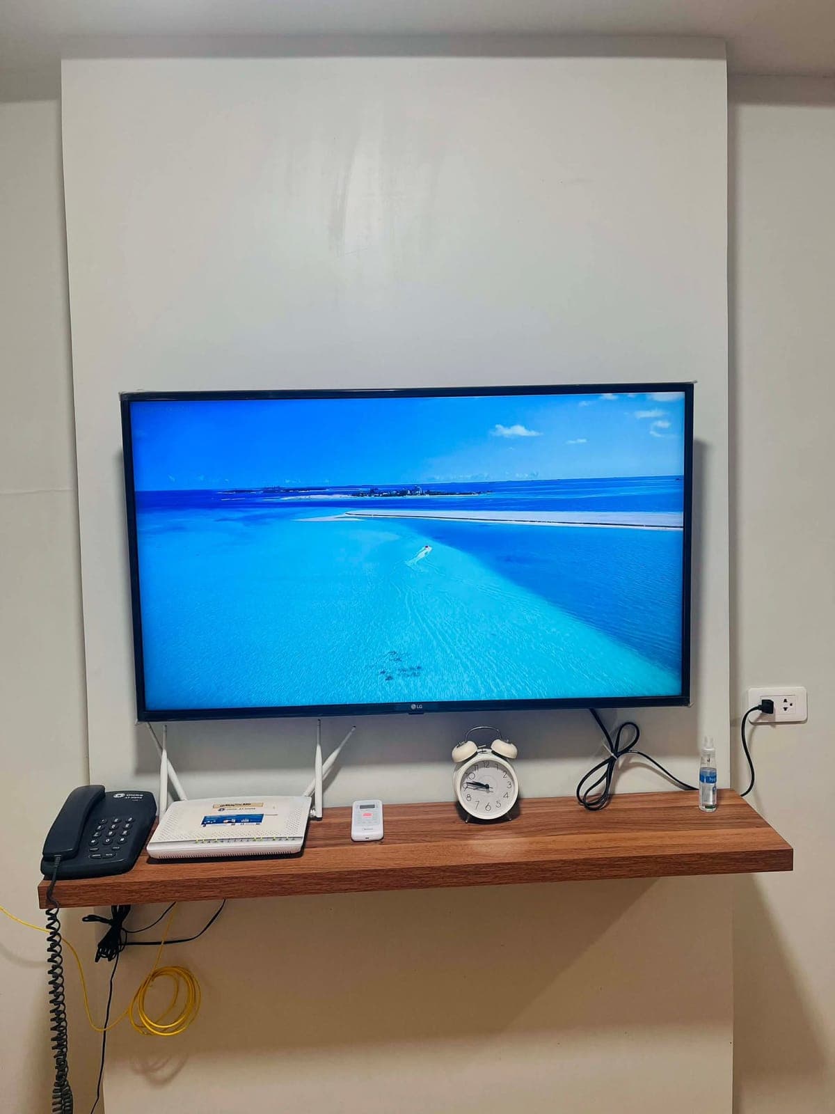 Studio unit with Balcony. - photo 8