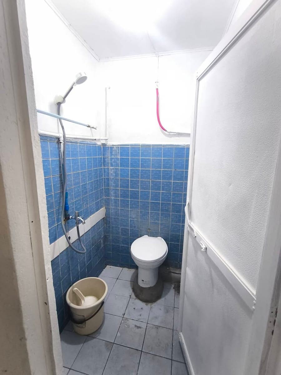 Room for Rent - photo 4