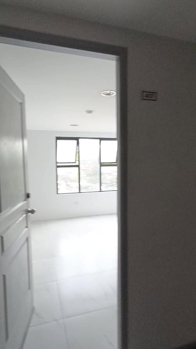 Unit for Rent ‼️ - photo 1